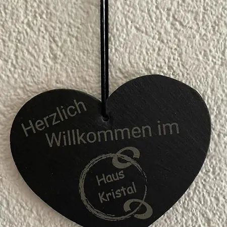 ベッド・アンド・ブレックファスト Haus Kristal Walsdorf
