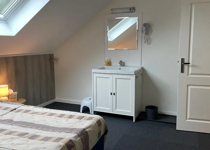 Haus Kristal Bed & Breakfast